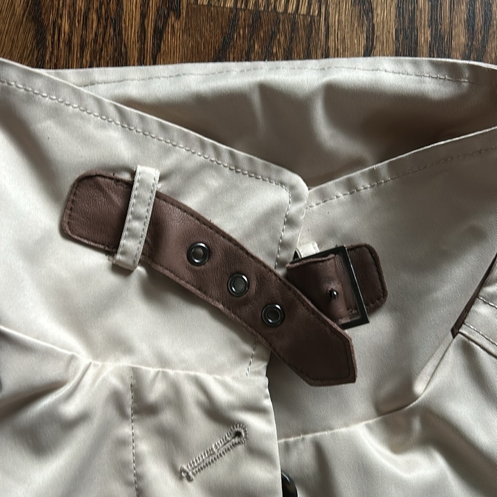 Cole Haan women’s small trench coat - Picture 8 of 11
